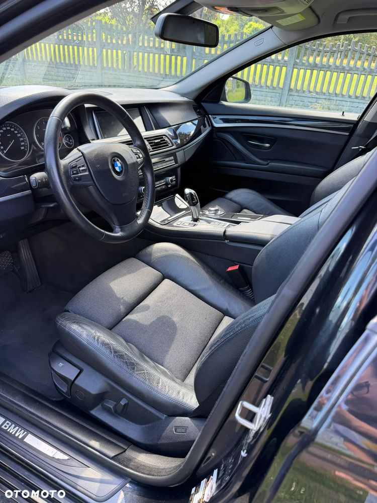 BMW Seria 5 520d - 14