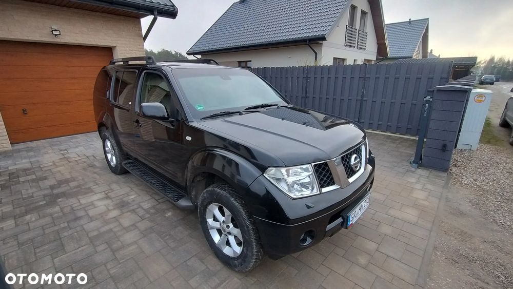 Nissan Pathfinder 2.5 dCi Premium - 11