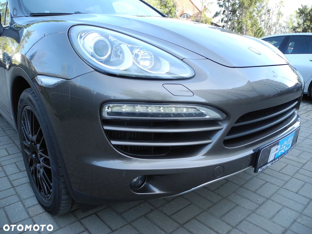 Porsche Cayenne - 3