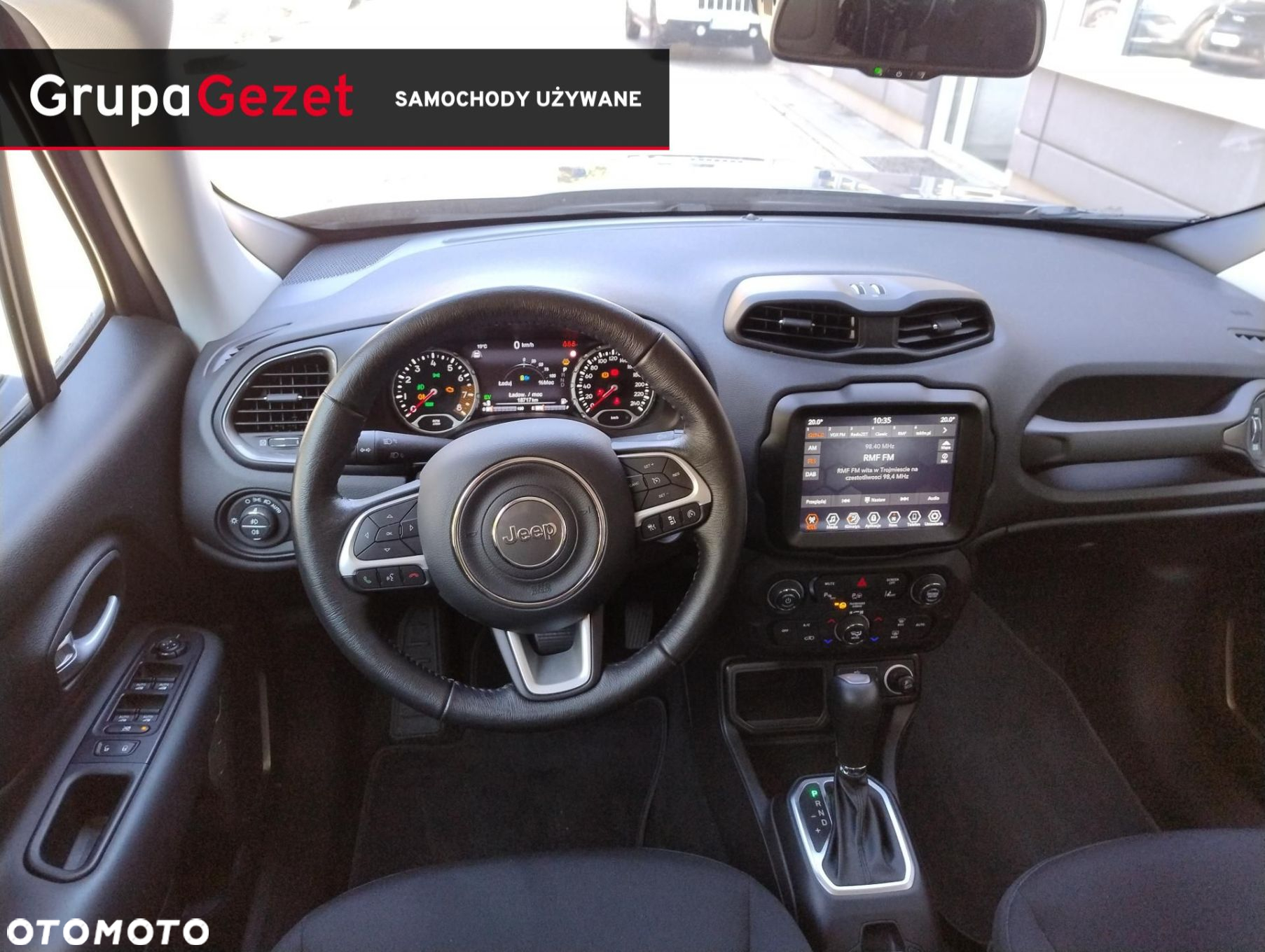 Jeep Renegade - 12