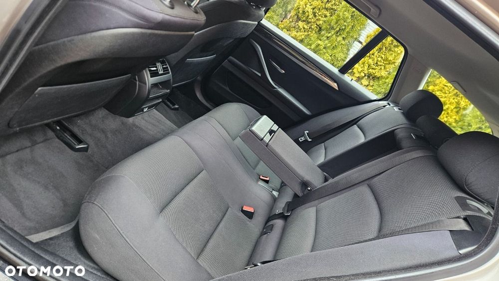 BMW Seria 5 520d - 20