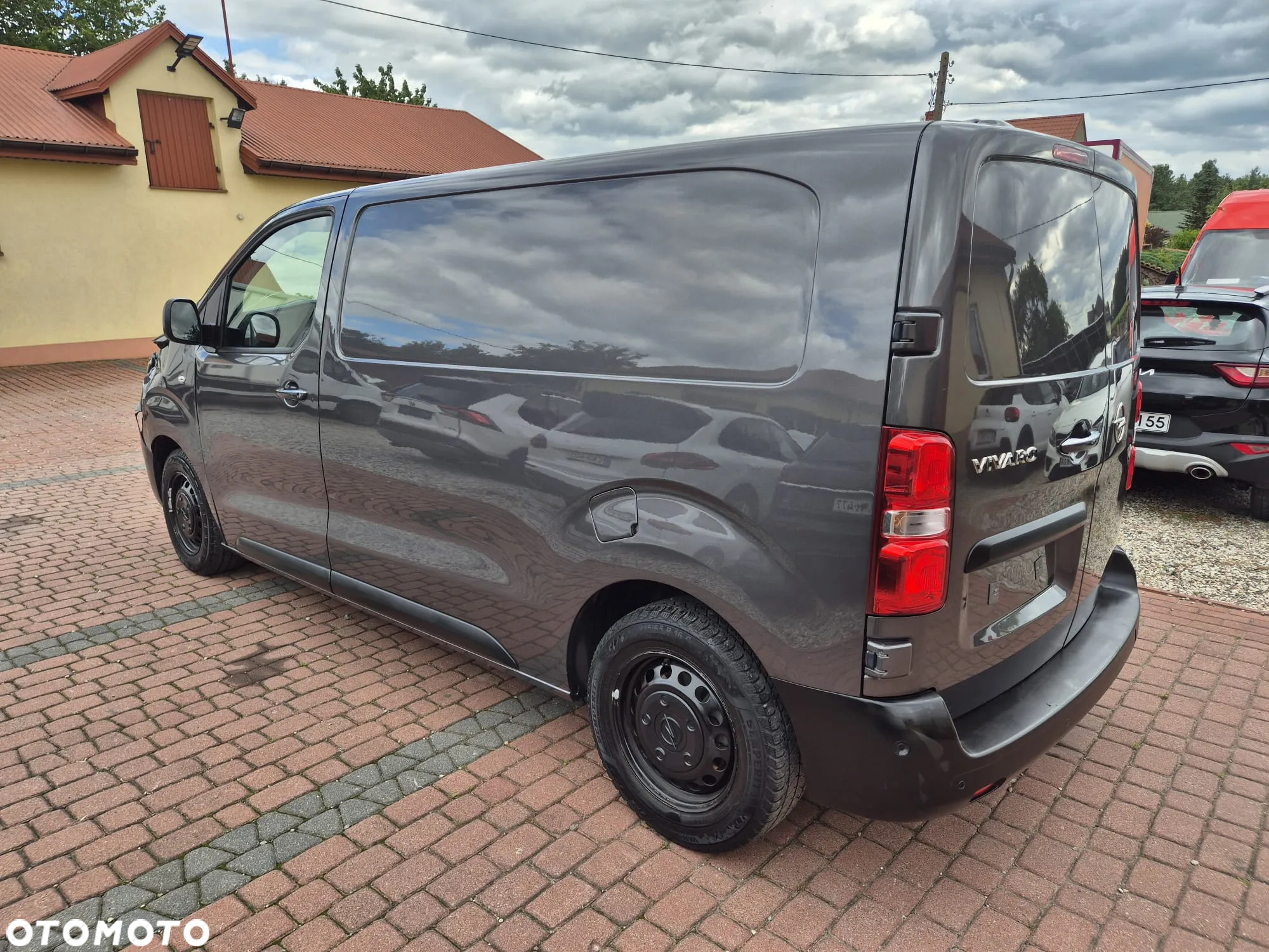 Opel VIVARO 2.0 Automat - 14
