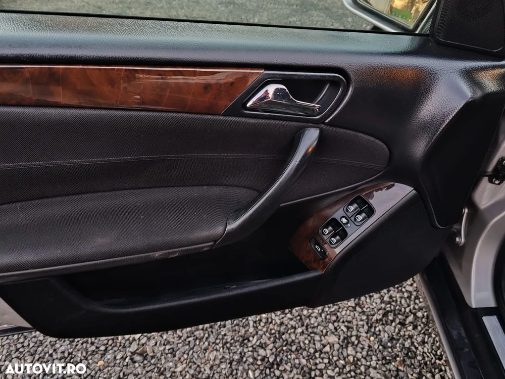 Mercedes-Benz C - 14