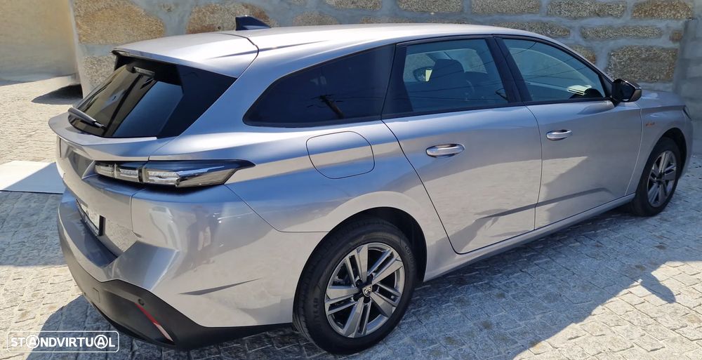 Peugeot 308 1.2 Hybrid Style e-DCS6 - 4
