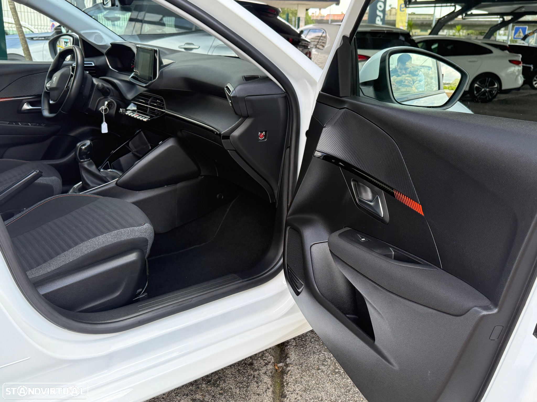 Peugeot 208 1.2 PureTech Active - 35