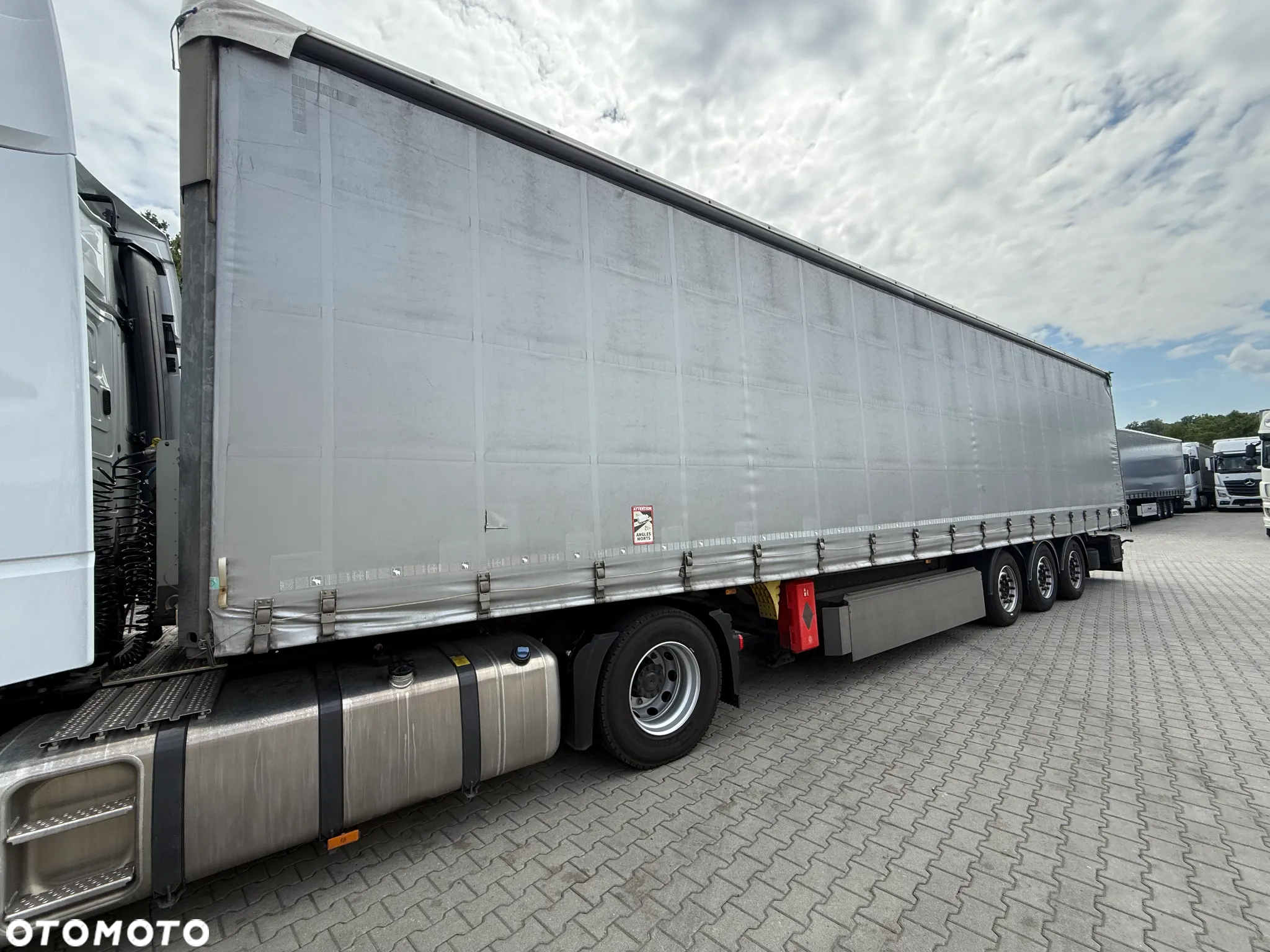 Schmitz Cargobull Varios - 7