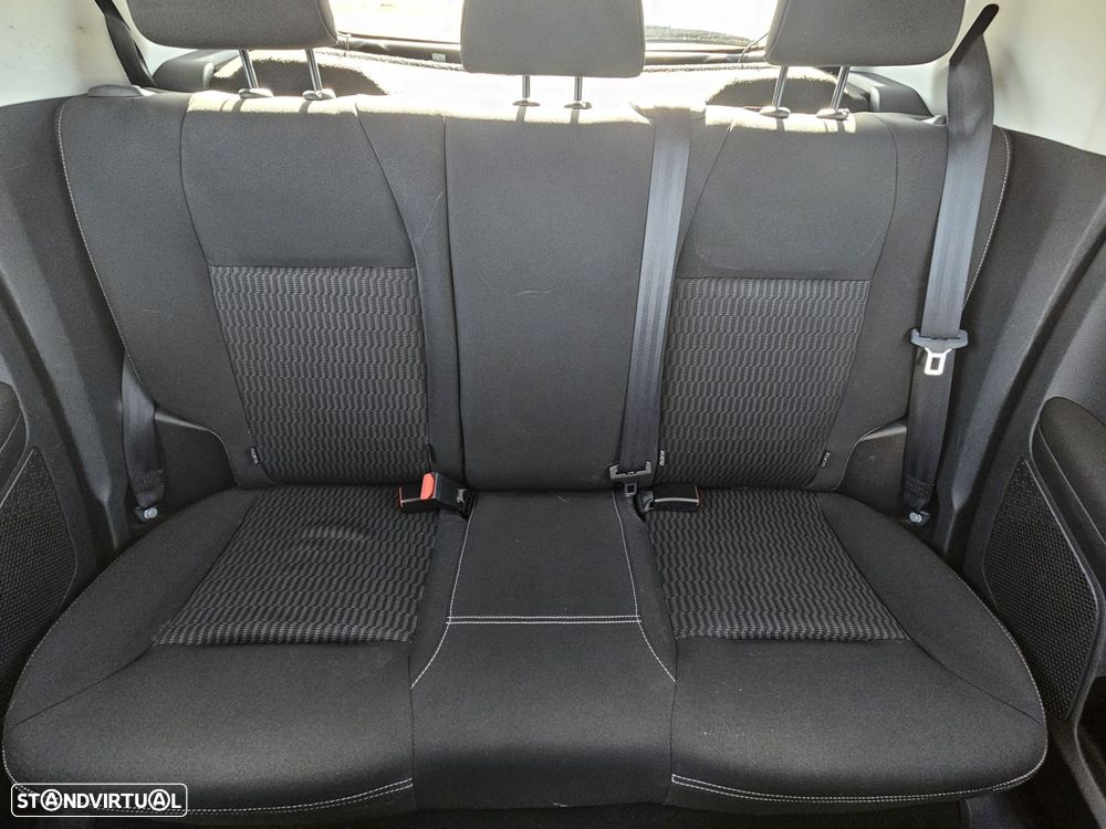 Peugeot 208 1.4 HDi Active - 23