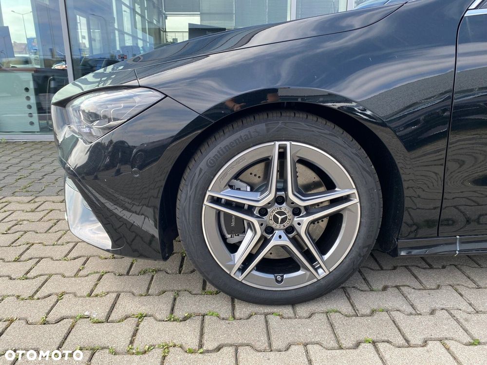 Mercedes-Benz CLA - 8