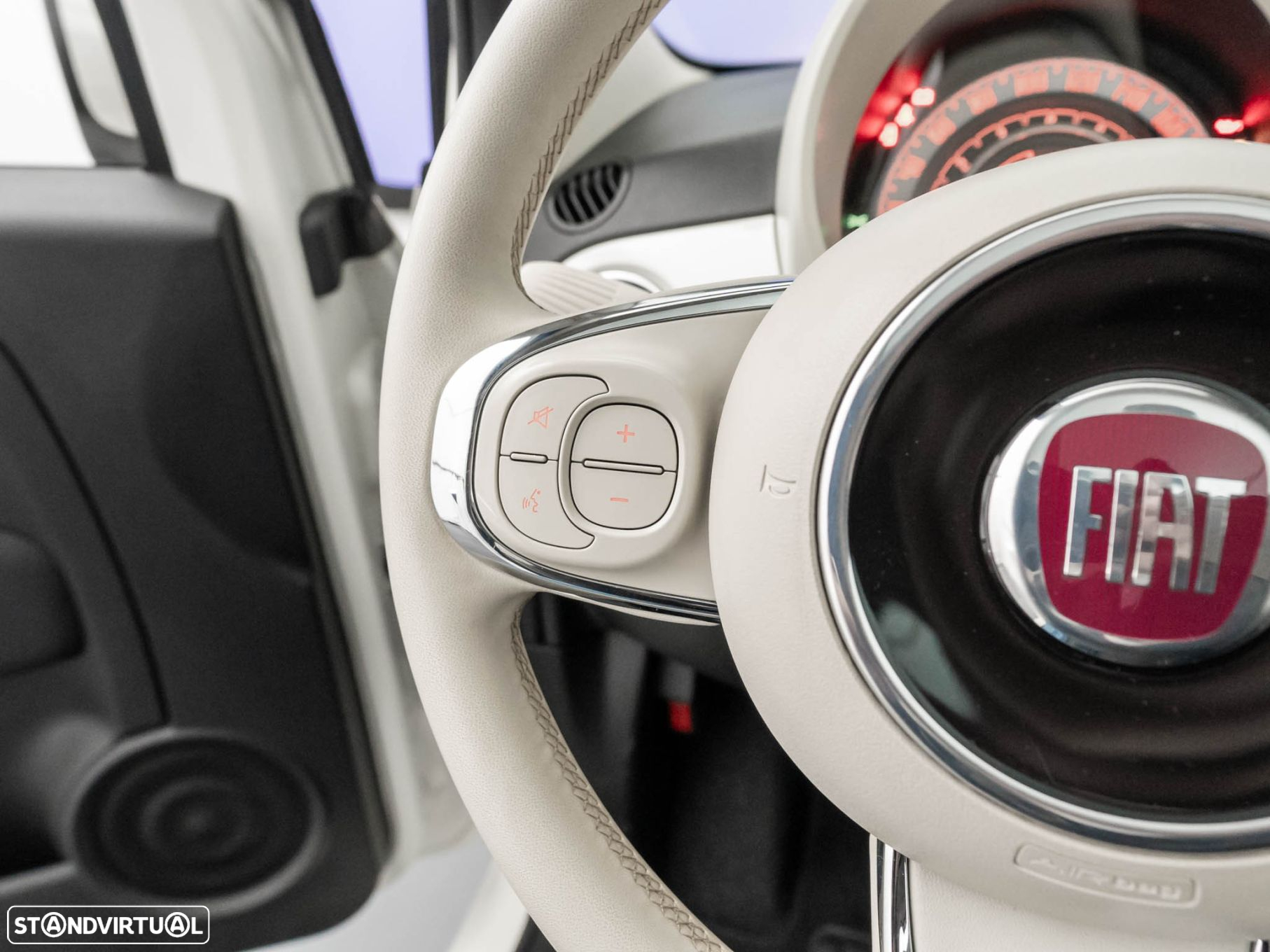 Fiat 500 1.0 Hybrid Lounge - 22