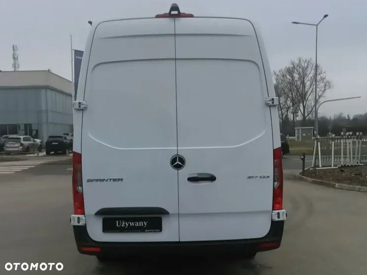 Mercedes-Benz SPRINTER - 6