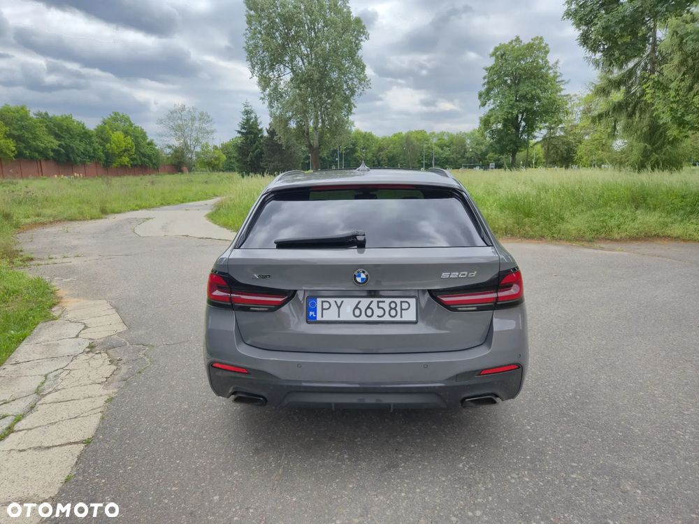 BMW Seria 5 520d xDrive mHEV M Sport sport - 13