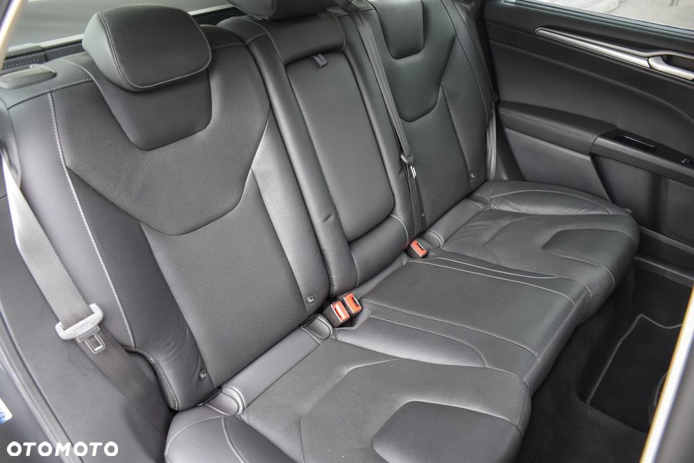 Ford Mondeo 2.0 TDCi Bi-Turbo PowerShift-Aut ST-Line - 32