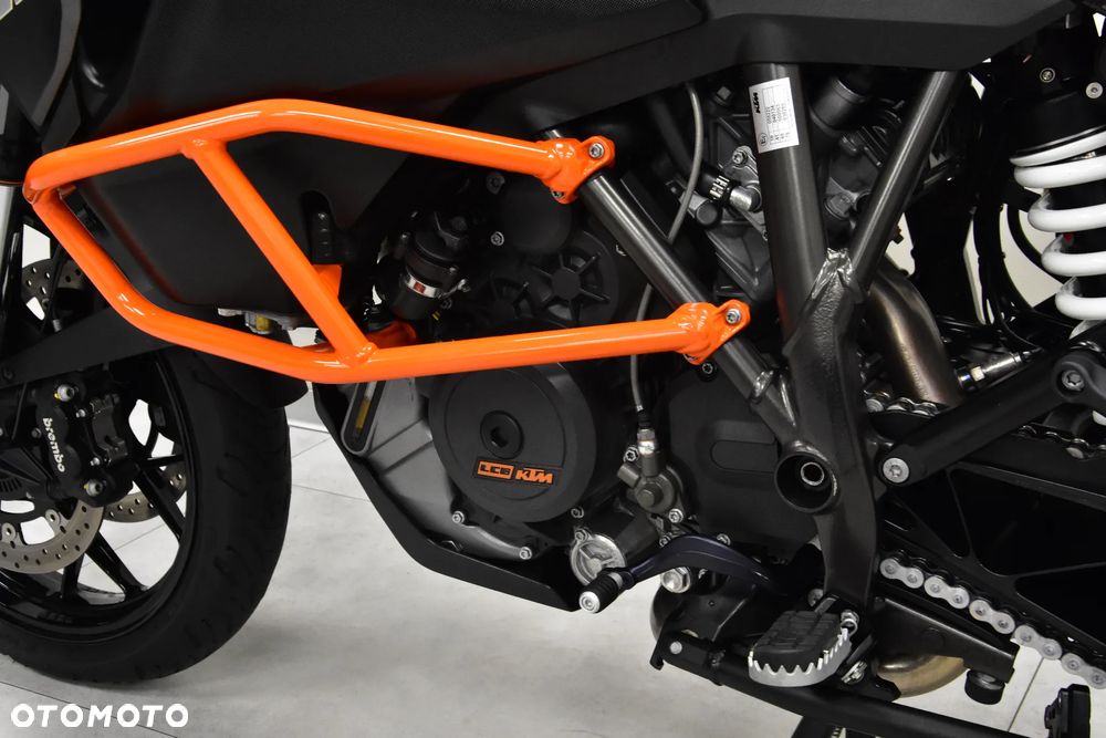 KTM Super Adventure - 26