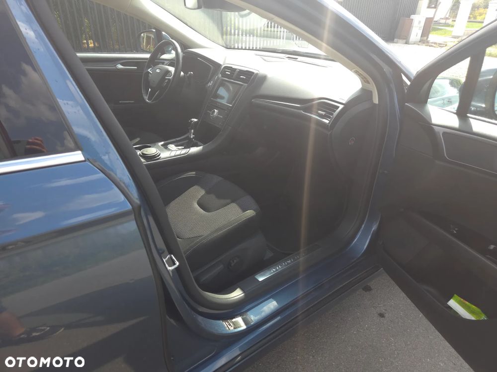 Ford Mondeo 2.0 EcoBlue Titanium - 14