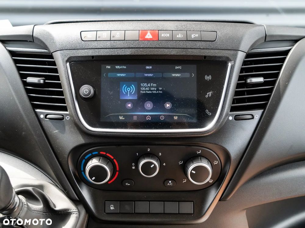 Iveco Daily 35S18HD doka ze skrzynią fabryczną - 17