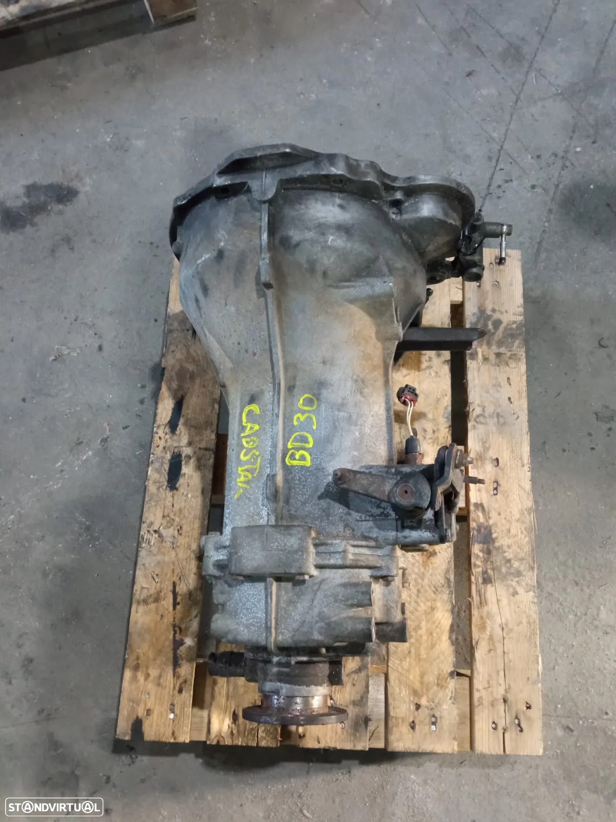Caixa de velocidades Nissan Cabstar 3.0 Diesel Motor BD30 - 11