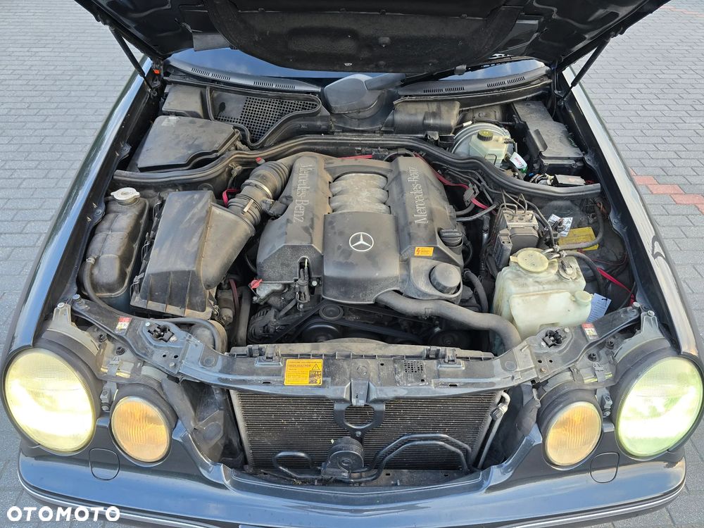 Mercedes-Benz Klasa E - 11