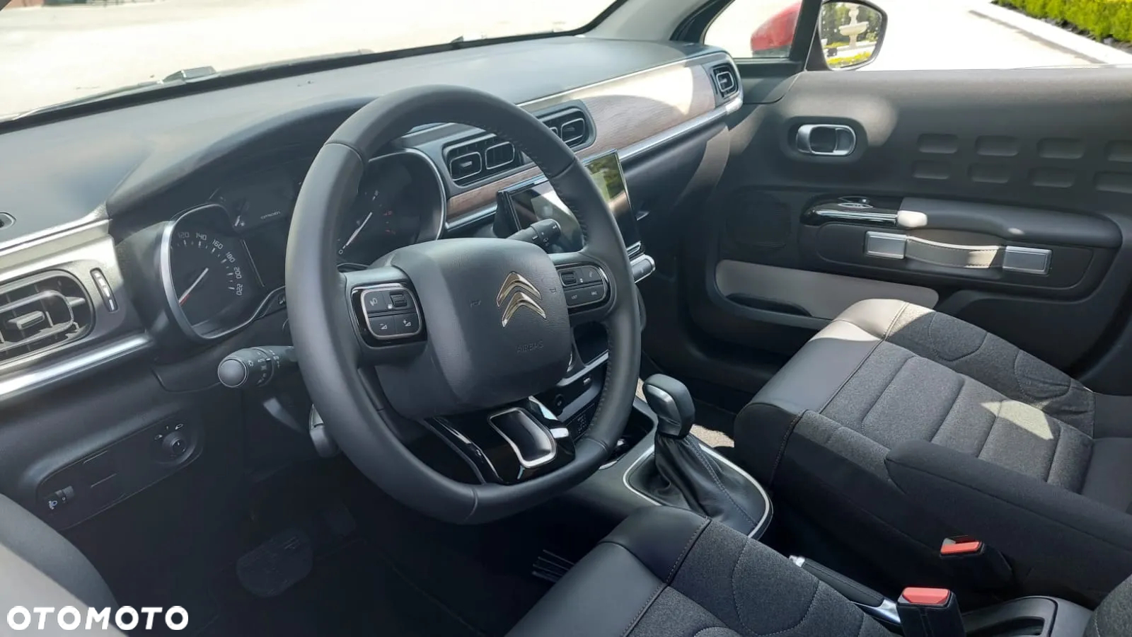 Citroën C3 1.2 PureTech Shine S&S EAT6 - 9