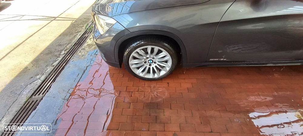 BMW X1 18 d xDrive - 2