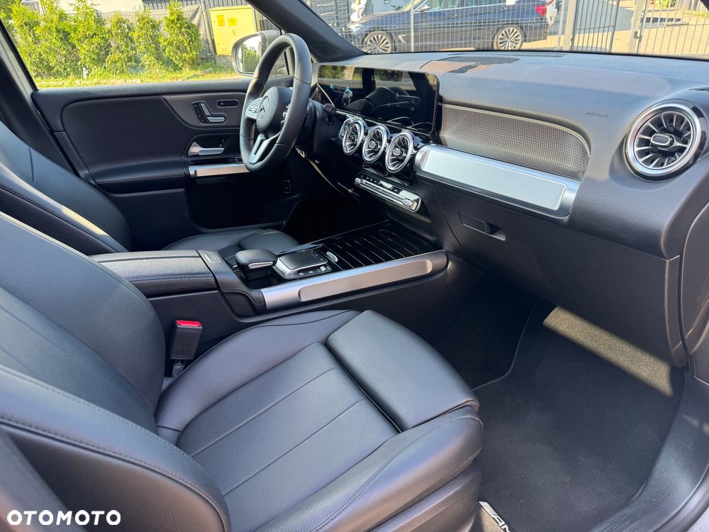 Mercedes-Benz GLB 180 d 8G-DCT Progressive - 10