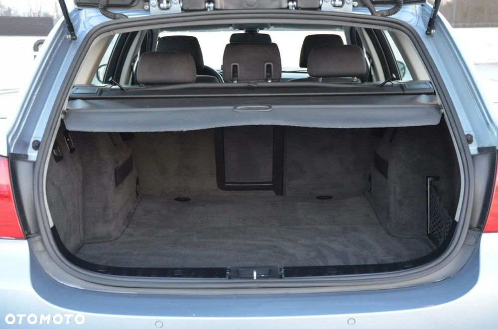BMW Seria 3 - 16