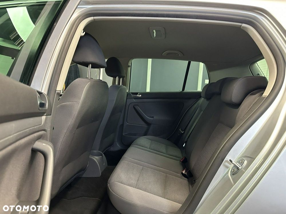 Volkswagen Golf 1.6 Trendline - 12