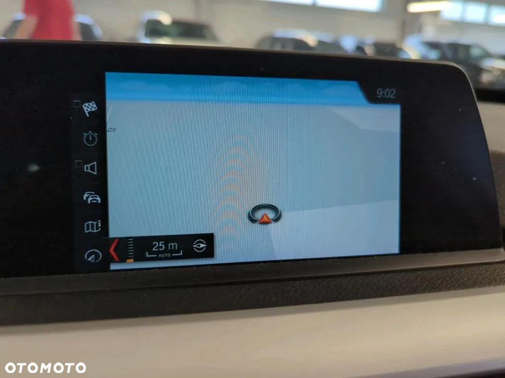 BMW 3GT 320i Advantage - 11