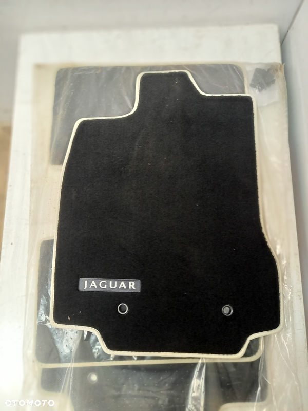 Jaguar XF X250 250 BX23 CX23 dywanik wykladziny dywaniki NOWE OEM