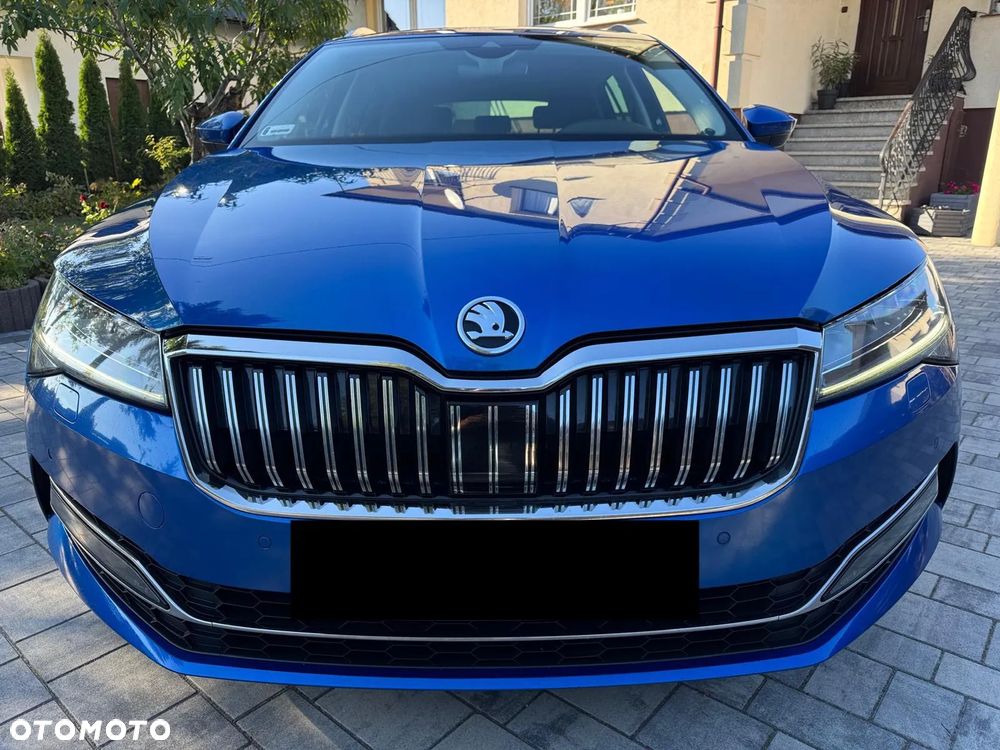 Skoda Superb 2.0 TDI SCR Style DSG - 2