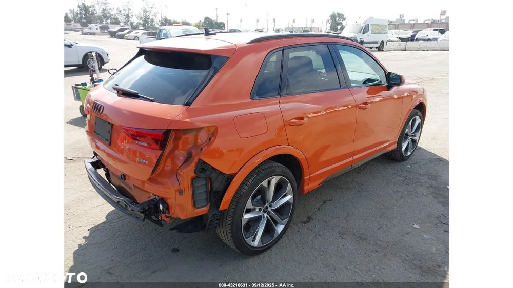 Audi Q3 - 4