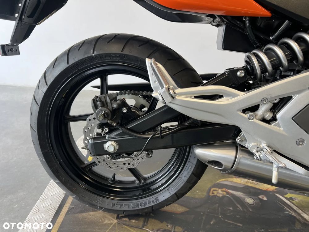 Kawasaki ER - 27