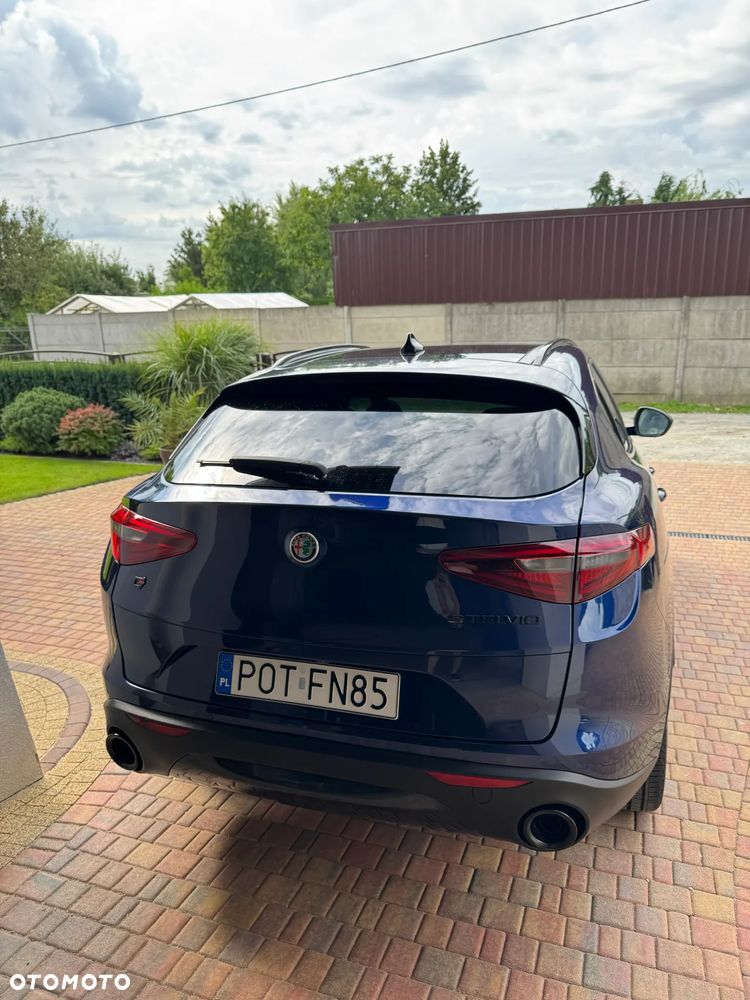 Alfa Romeo Stelvio 2.0 Turbo Veloce Q4 - 9