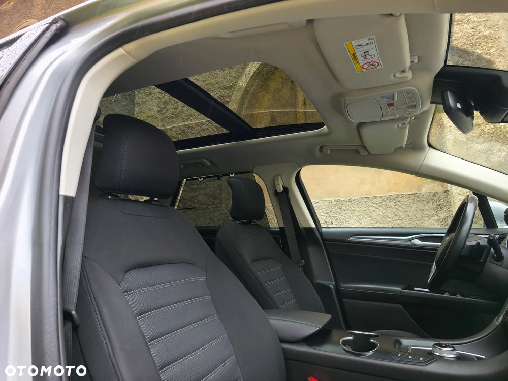 Ford Mondeo 2.0 EcoBlue Titanium - 22