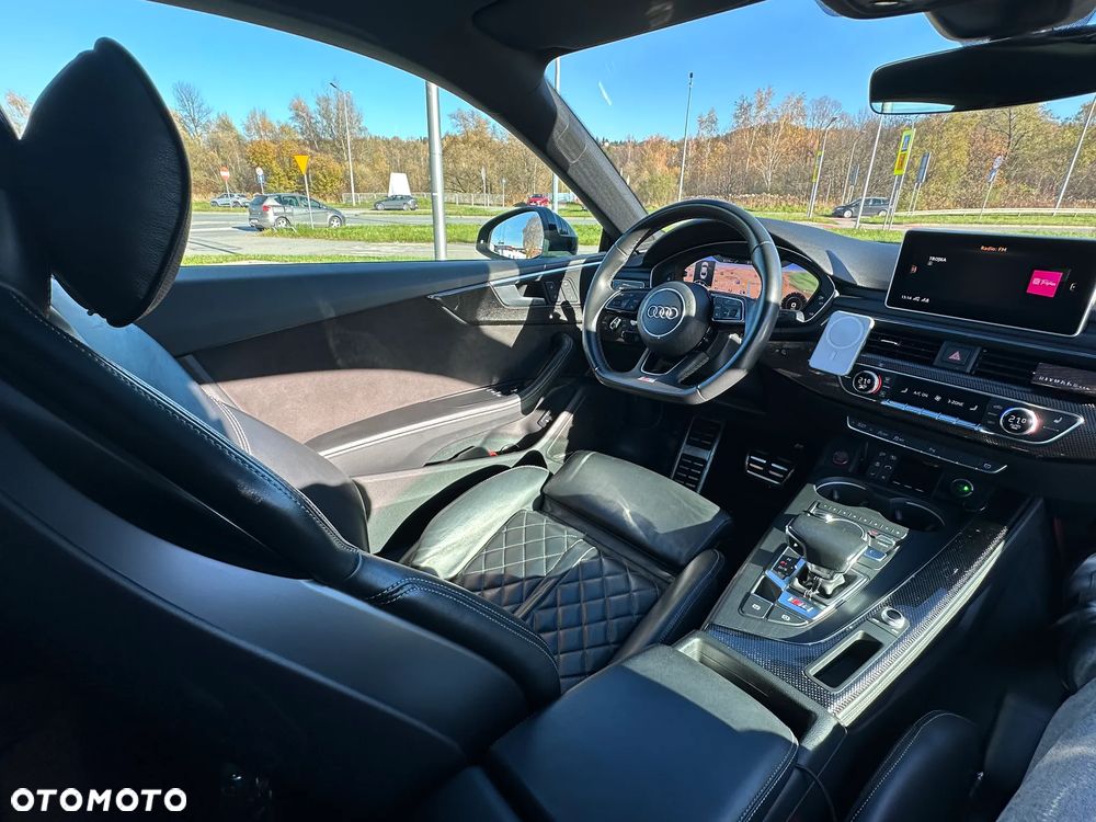 Audi S5 Coupé - 12