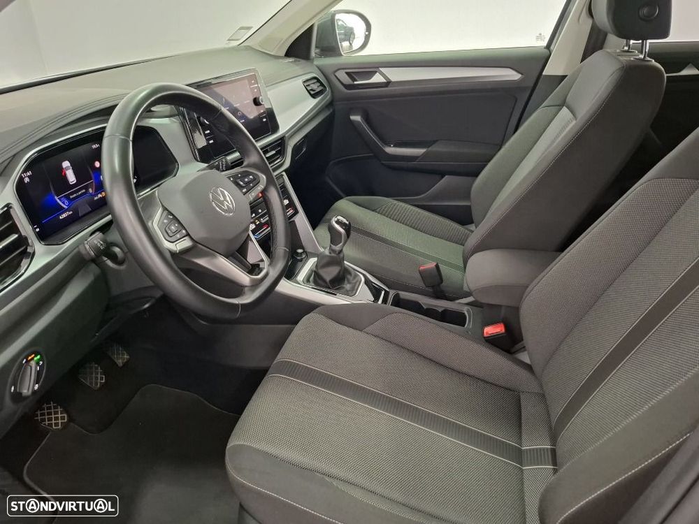 VW T-Roc 1.0 TSI Urban - 11