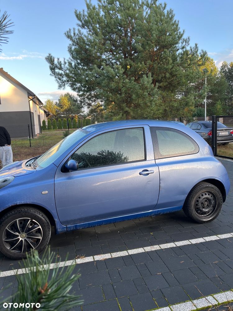 Nissan Micra 2004 photo 4