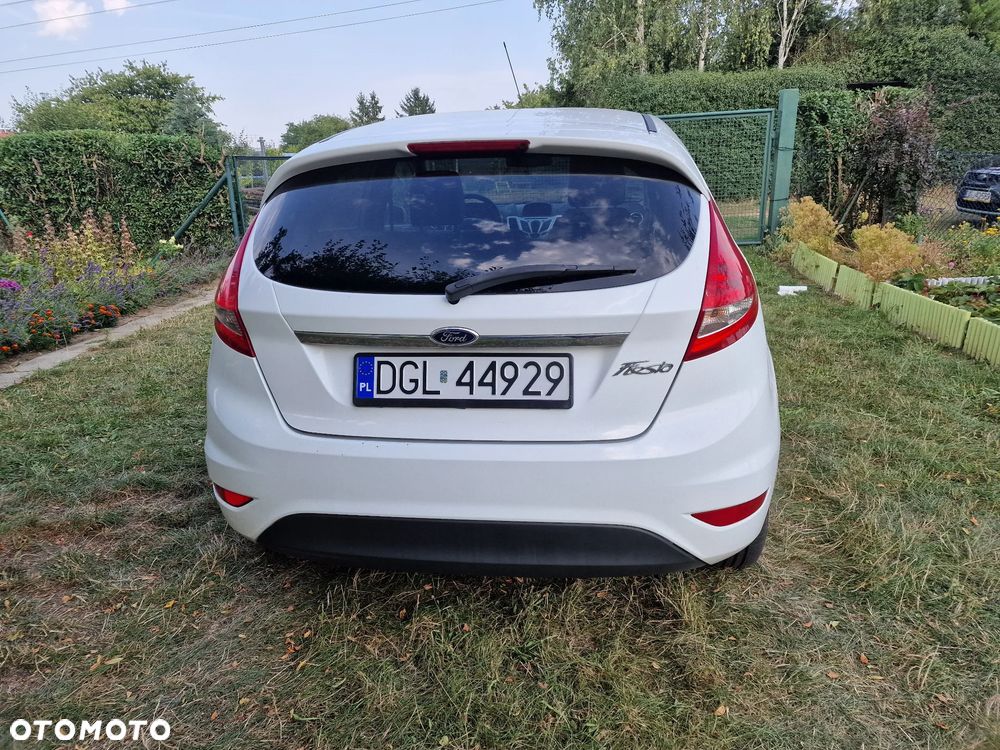 Ford Fiesta - 7