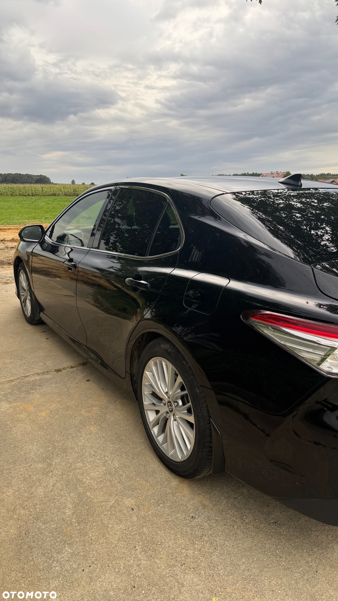 Toyota Camry 2.5 Hybrid Executive CVT - 4