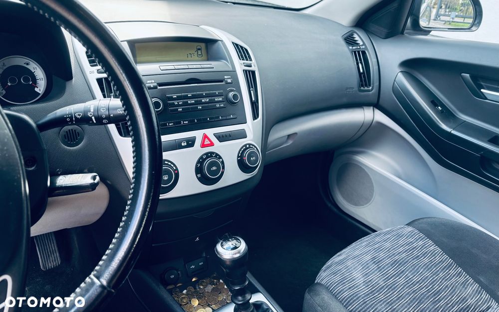 Kia Ceed 1.6 Comfort - 12