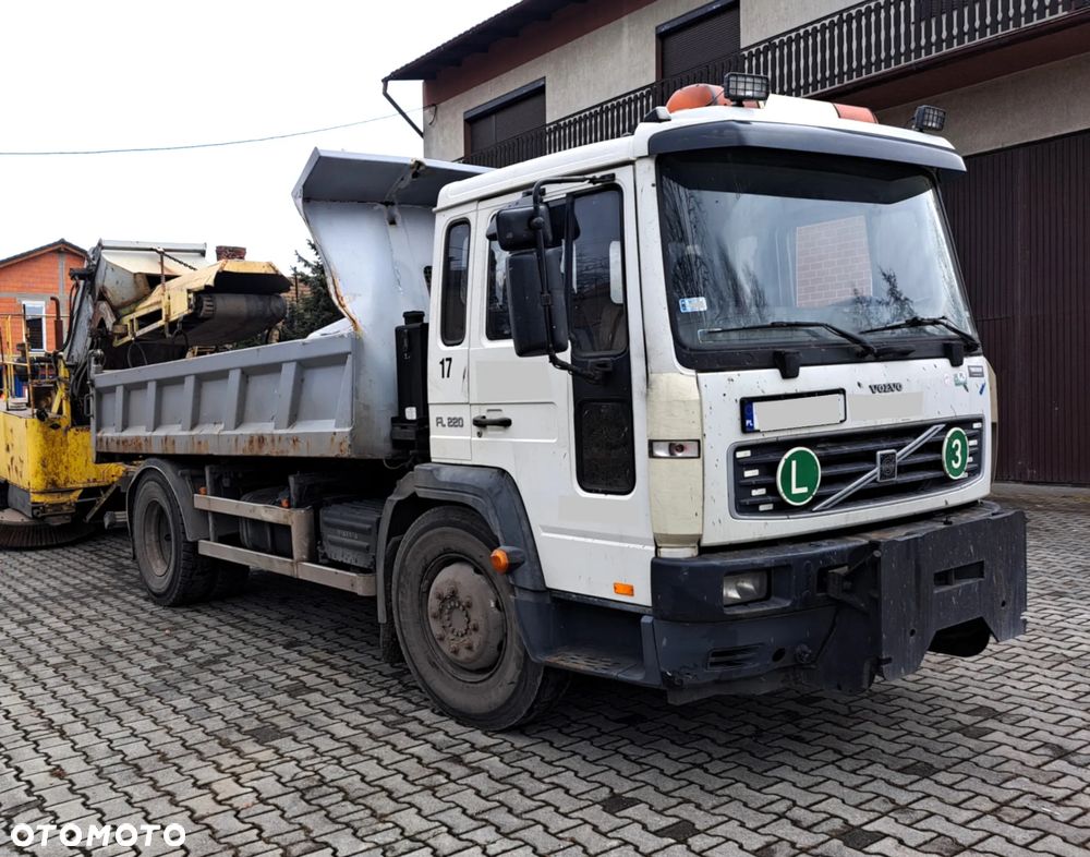 Volvo FL6 - 10