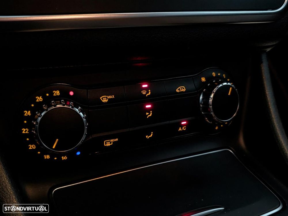 Mercedes-Benz CLA 180 d Urban Aut. - 24