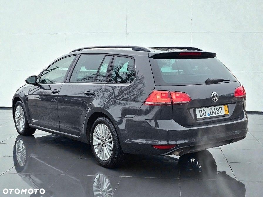 Volkswagen Golf 1.6 TDI BlueMotion Technology Cup - 4