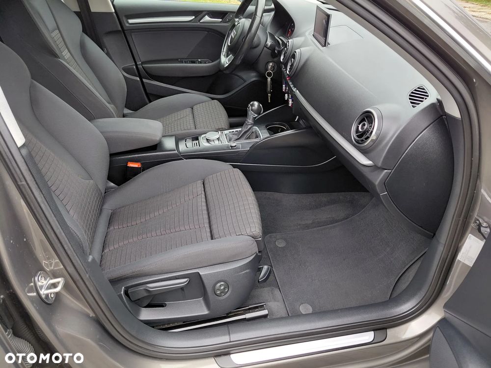 Audi A3 Sportback 1.4 TFSI S tronic Attraction - 23