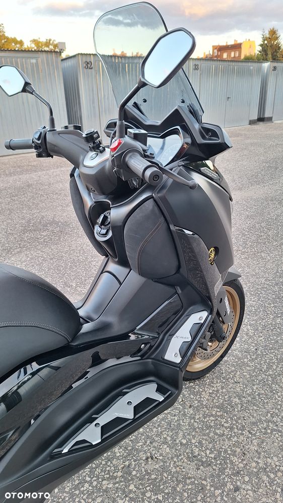 Yamaha X-max - 16