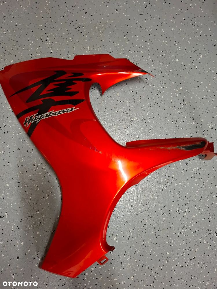 Suzuki GSXR 1300 Hayabusa wypełnienie panel owiewka boczek bok - 4