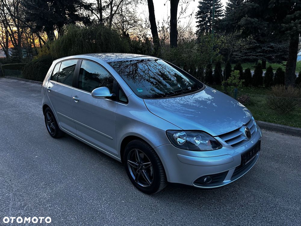 Volkswagen Golf Plus 1.6 FSI Comfortline - 16