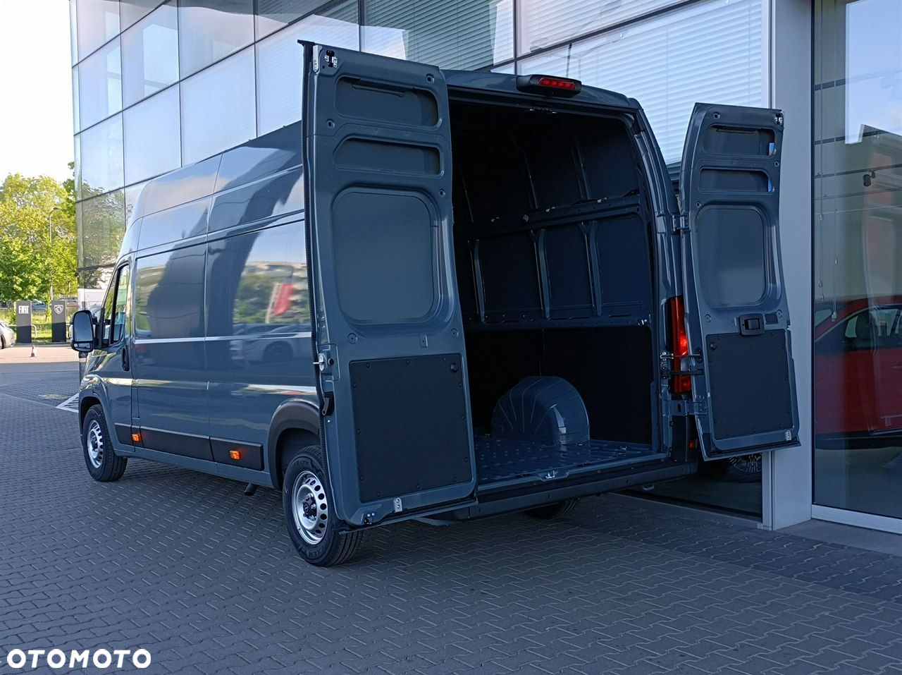 Opel Movano - 11