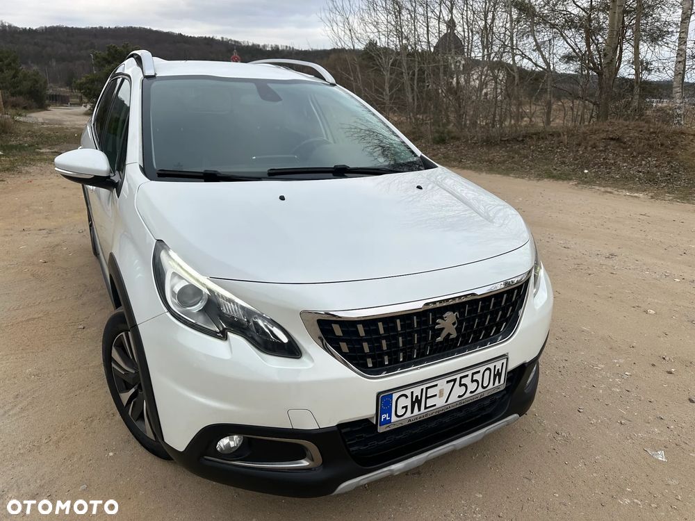 Peugeot 2008 PureTech 110 GPF EAT6 Black Edition - 9