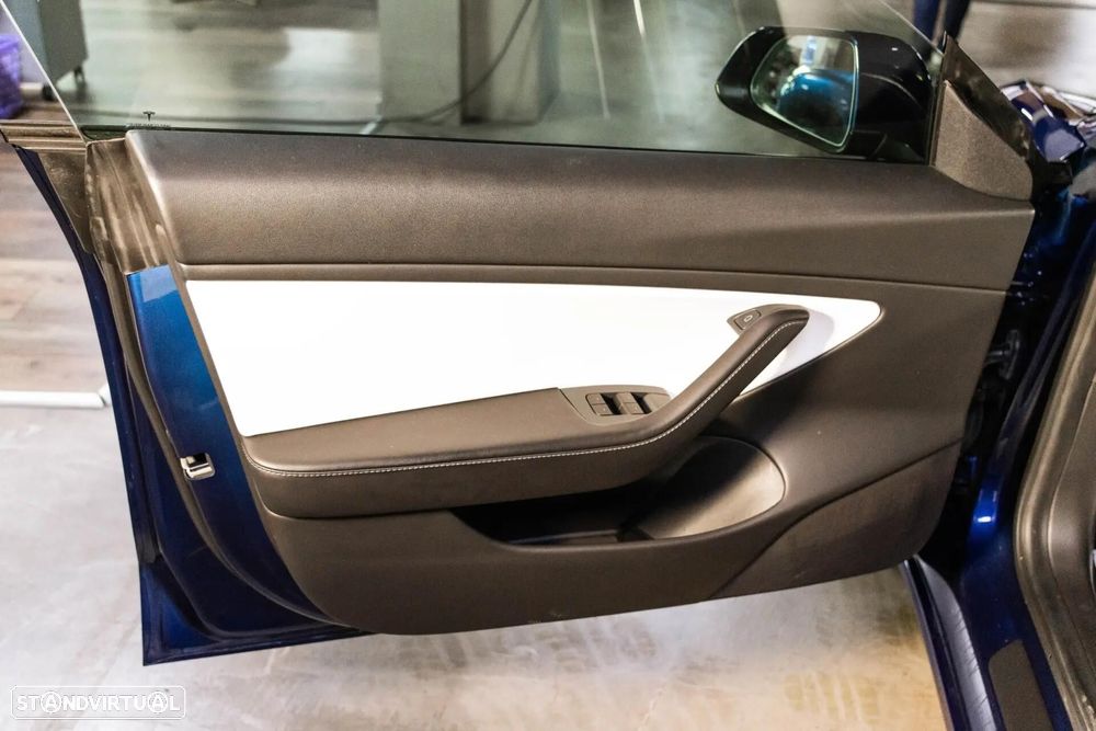 Tesla Model 3 Long Range Tração Integral - 34