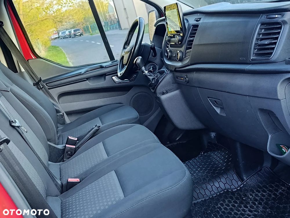 Ford TRANSIT CUSTOM - 15